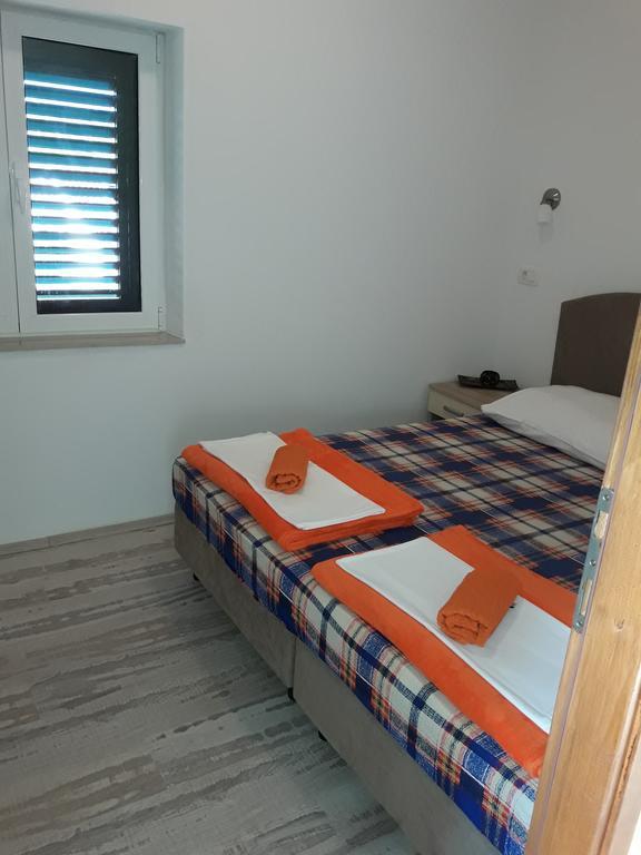 Apartment Cvijanovic Плоче Екстериор снимка